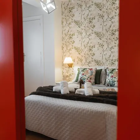 Apartment Tuguest Maestro Breton *